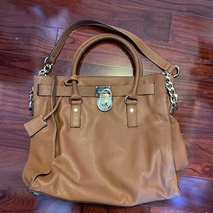 Michael kors purse